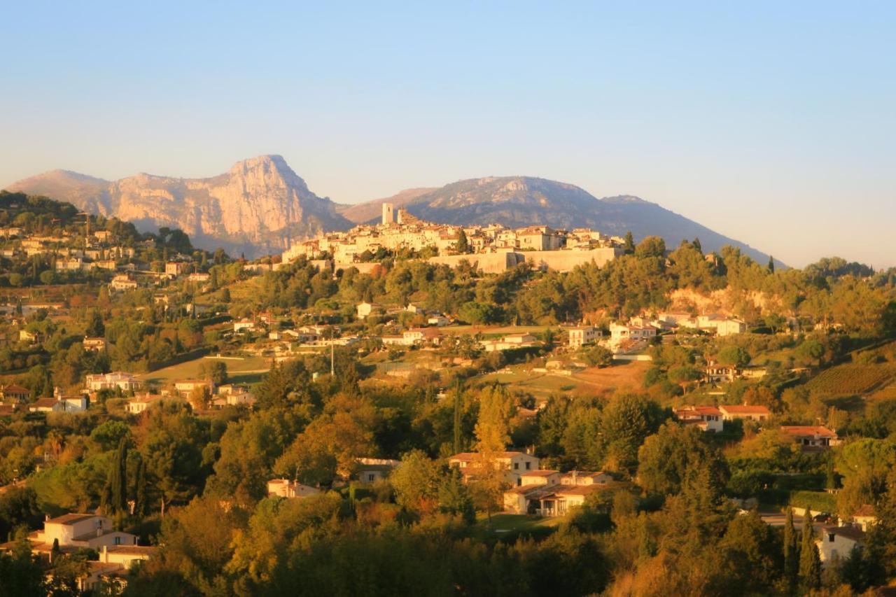 Hotel Marc-Hely La Colle-sur-Loup Zewnętrze zdjęcie