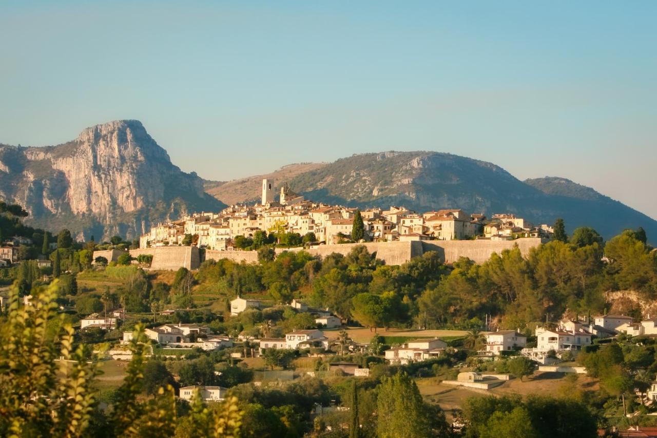 Hotel Marc-Hely La Colle-sur-Loup Zewnętrze zdjęcie