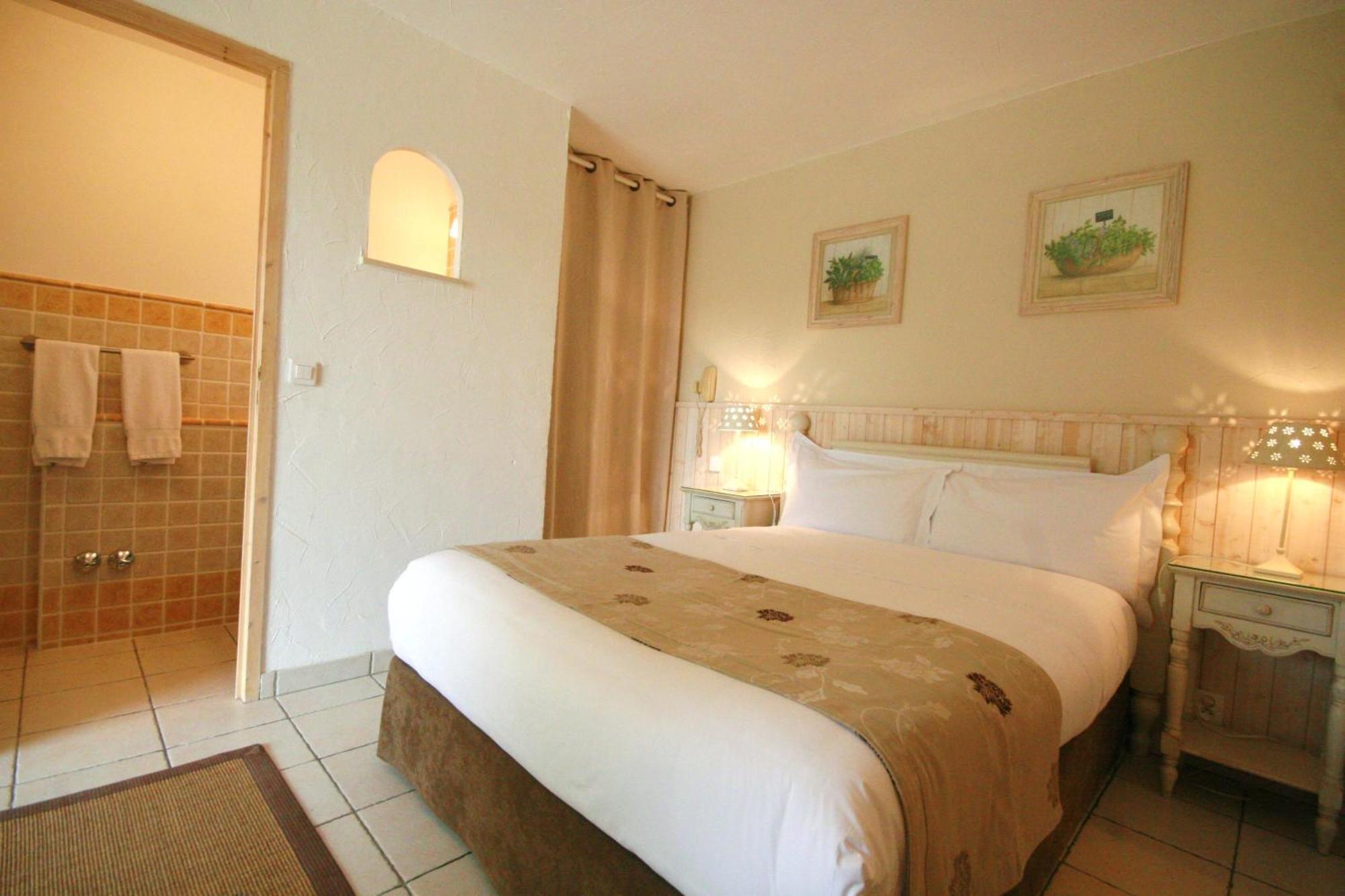 Hotel Marc-Hely La Colle-sur-Loup Pokój zdjęcie